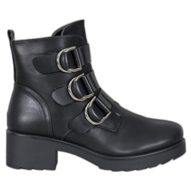 Queentina Black Boots On The Platform Queentina Black Boots On The Platform