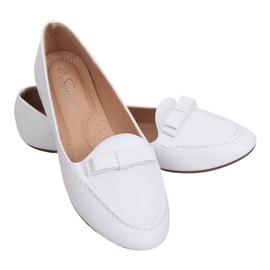 White women's loafers A8637 White