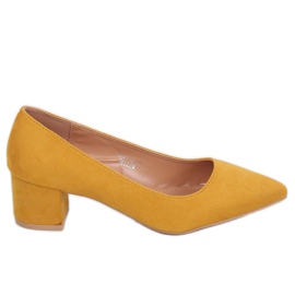 Pumps with low heels honey 3837 Yellow Pumps with low heels honey 3837 Yellow