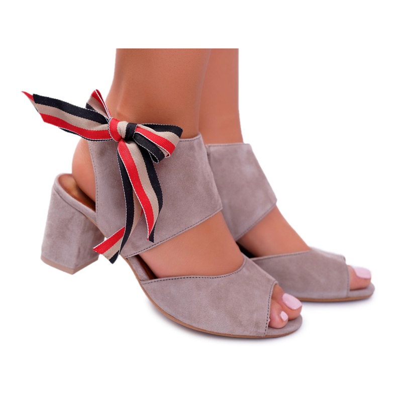 Leather Women Sandals Maciejka On A Heel Beige 04038-04 Leather Women Sandals Maciejka On A Heel Beige 04038-04