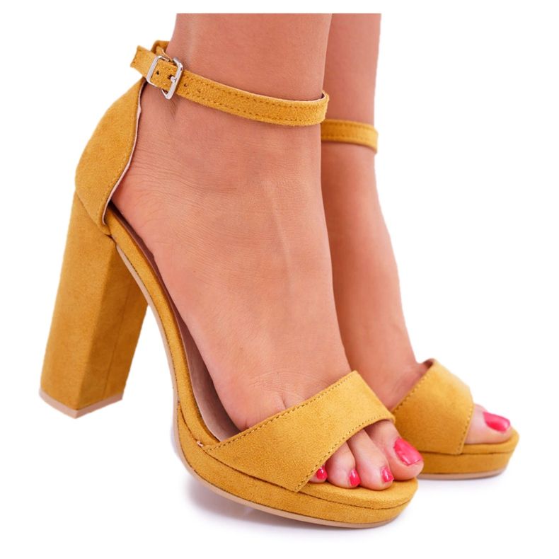FW1 Women's Yellow Sandals On A High Heel Debora Platform
