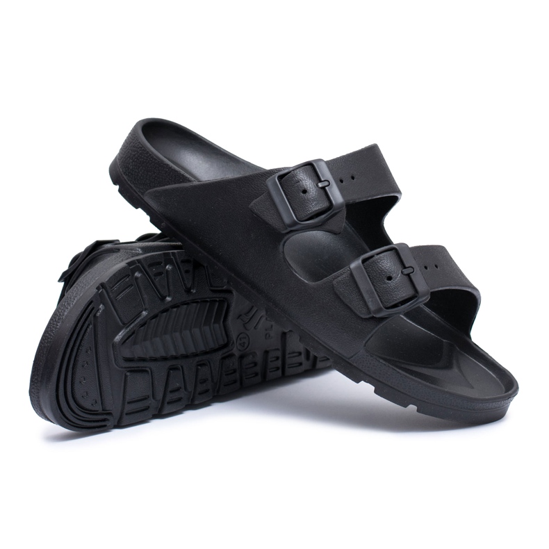 Flameshoes Men's Black Garden Light Slippers Flameshoes Men's Black Garden Light Slippers