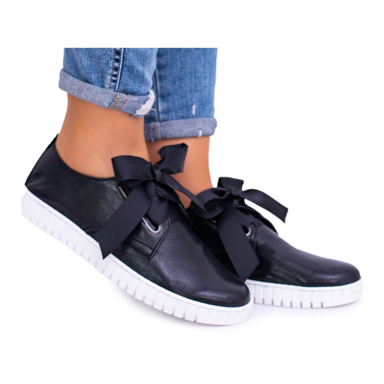 Butmil Black Leather Women's Loop Sneakers