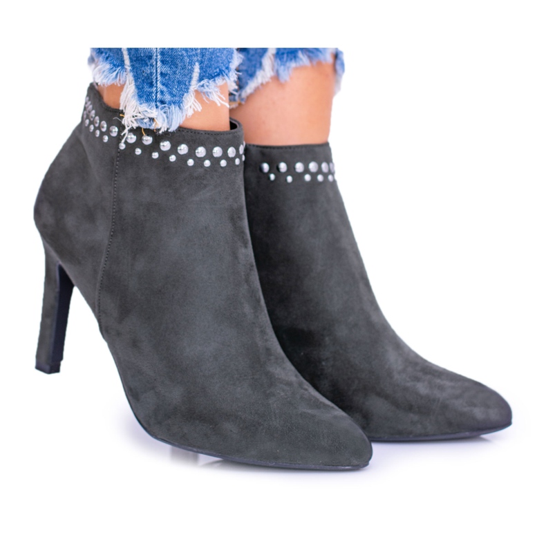 Vinceza Women's Olive Boots On A High Heel Rivets Bemi green