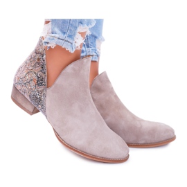 Women's Flat Boots Maciejka Spring Leather Beige 04091-04