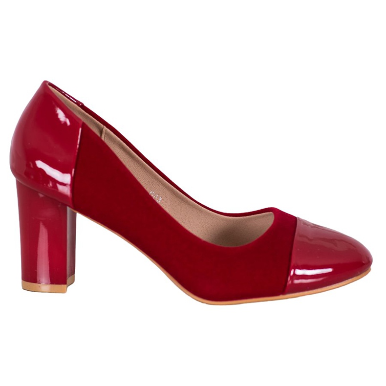 Weide Burgundy pumps red