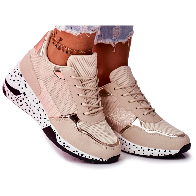 Women's Sport Shoes Hidden Wedge Beige Mollen Women's Sport Shoes Hidden Wedge Beige Mollen