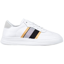 Small Swan Fashionable Sports Shoes white Small Swan Fashionable Sports Shoes white