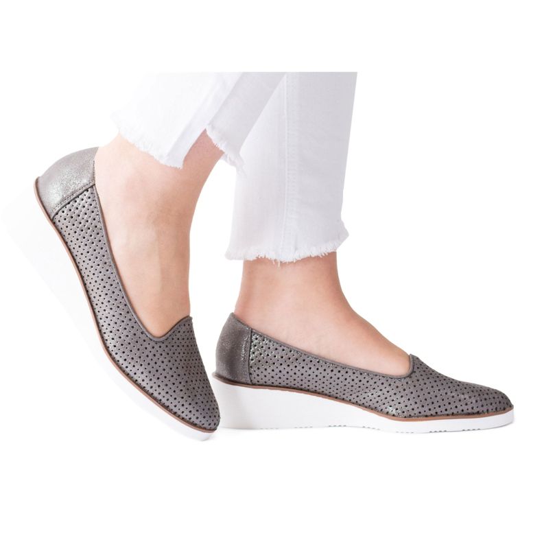Vinceza Women's Silver Openwork Loafers On Babies Wedge grey