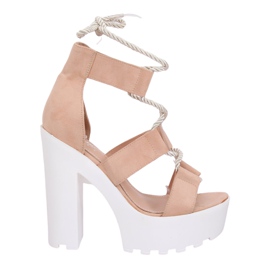 Sandals on the beige and pink platform NS120 Beige