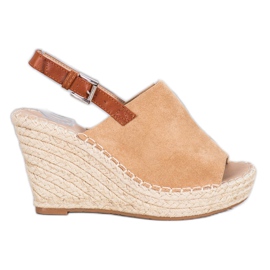 Small Swan Fashionable Suede Sandals brown
