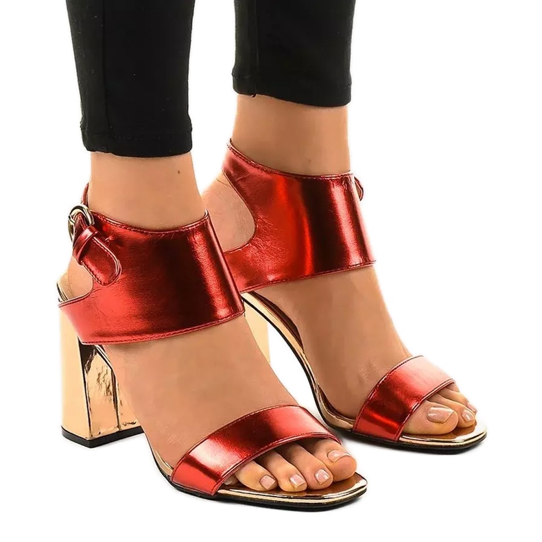 Stylish red sandals on the 0354-20 post