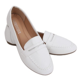 White women's loafers 98-29 White
