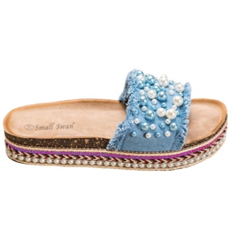 Small Swan Slippers On The Platform With Pearls blue