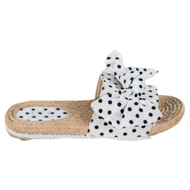 Small Swan Fashionable Slippers With A Bow white