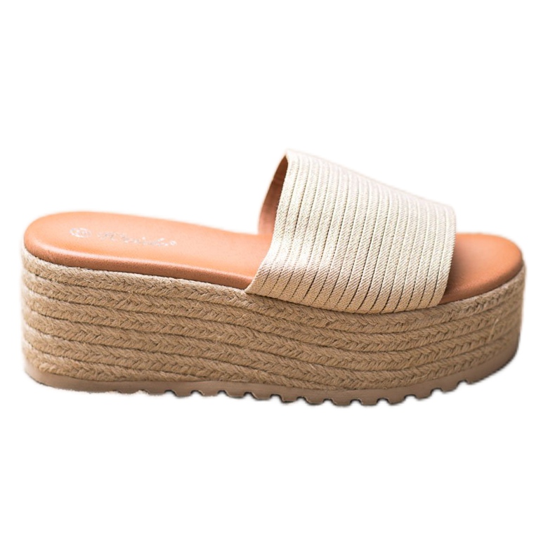 Weide Slippers On A Straw Platform golden