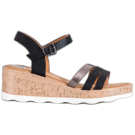 Weide Black Wedge Sandals