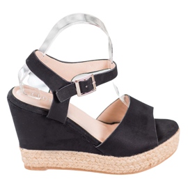 Clowse Black Sandals On A High Heel