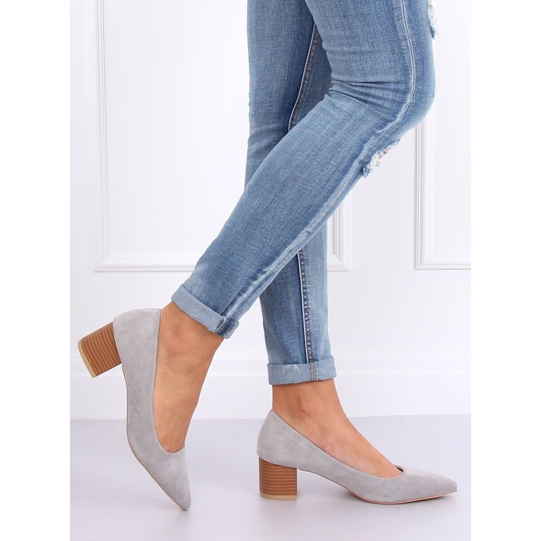 Shoes on a wooden heel gray CL75P Gray grey
