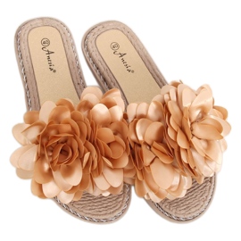 Women's beige slippers N-73 Beige