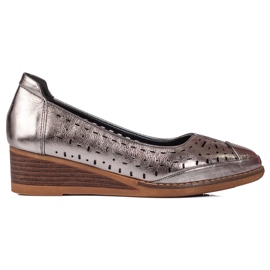 Pumps on the wedge Vinceza grey