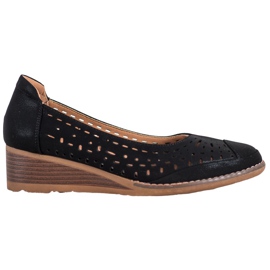 Pumps on the VINCEZA wedge black