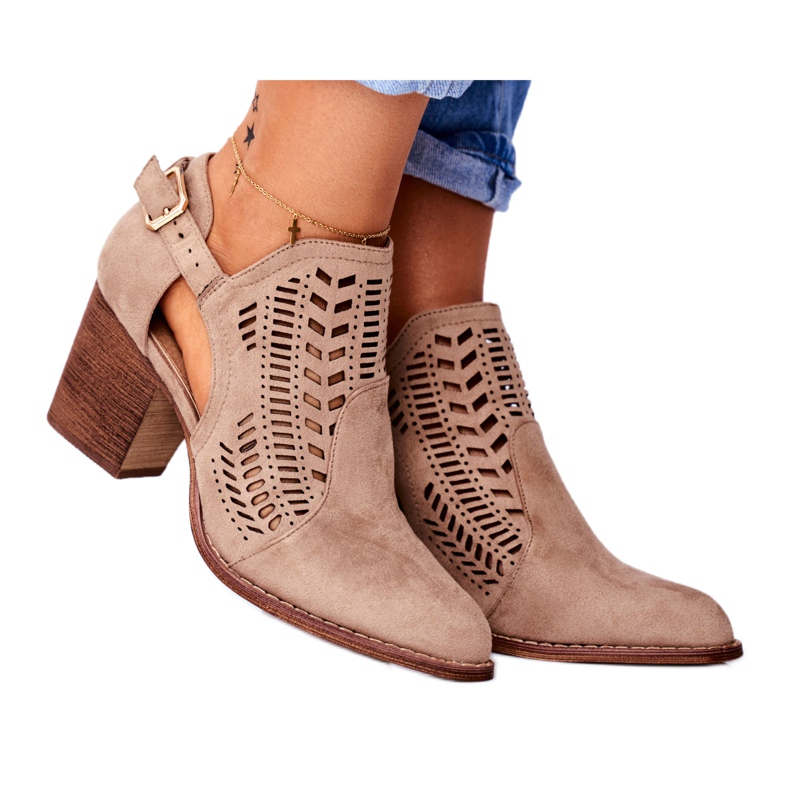 Bellucci Women's Boots with a Cut-Out Spring Beige Velluci