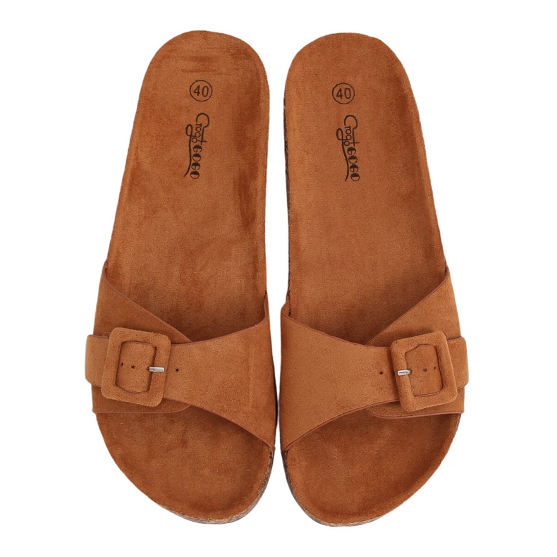 Brown G-5026 Camel slippers on the cork sole