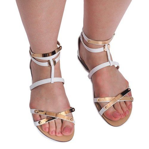 Lacquered Sandals Blacha E-103 White