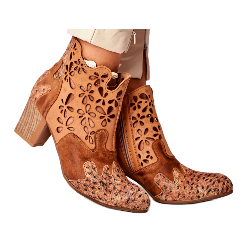 Women's Boots On High Heel Maciejka Spring Red 04369-29 beige multicolored