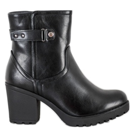 J. Star Warm boots on the post black J. Star Warm boots on the post black