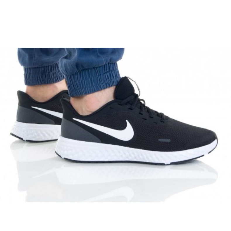 Nike Revoution 5 4E M BQ6714-003 shoe white black