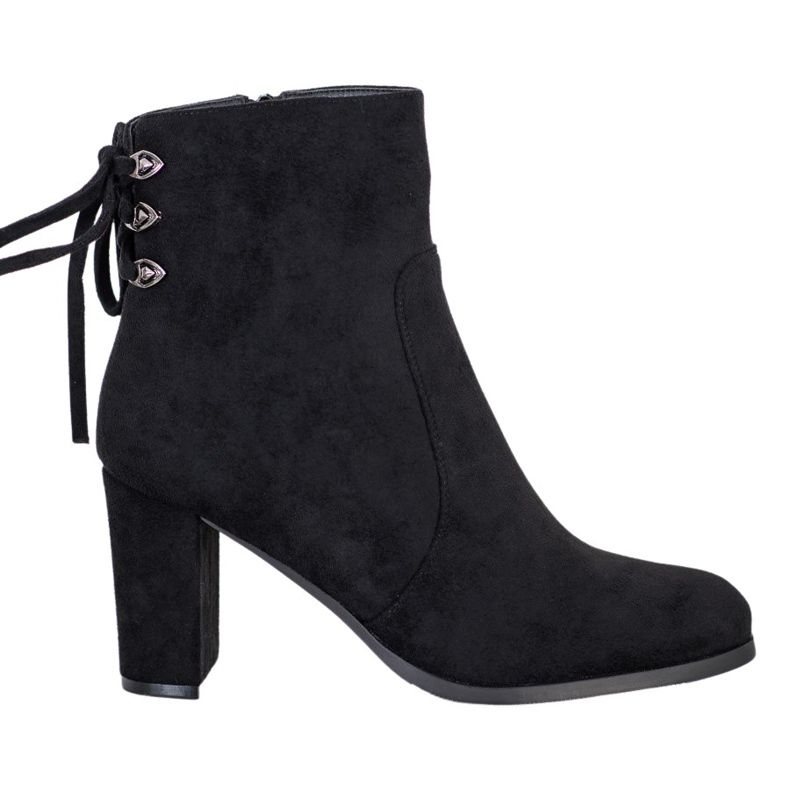 Tied Boots On The VINCEZA Post black