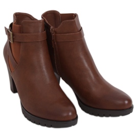 Brown F-33 Camel high-heeled boots Brown F-33 Camel high-heeled boots