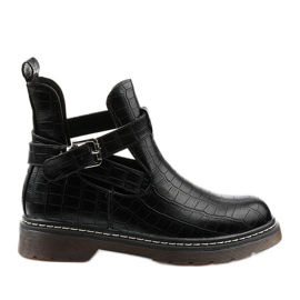 Black boots with a Nilld buckle