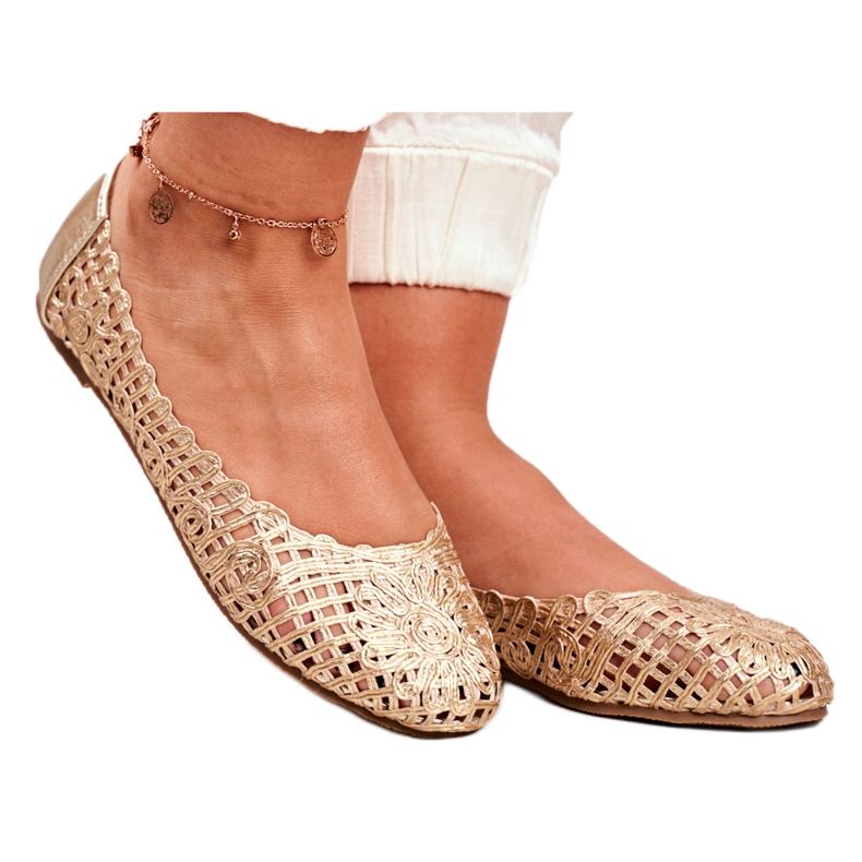Lu Boo Women's Ballerinas Gold Openwork Braided Carry golden