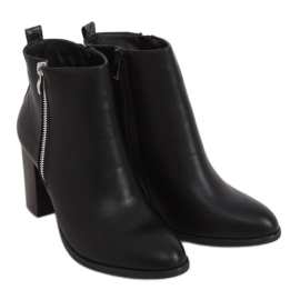 Classic black high heels 688-A21 Black