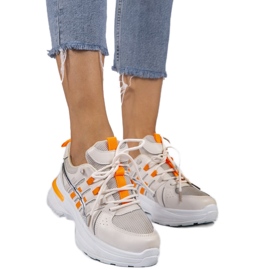 Beige and orange sports shoes C9288 Beige and orange sports shoes C9288