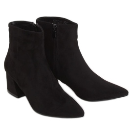 Black low heel boots 2C4AX653-1 Black