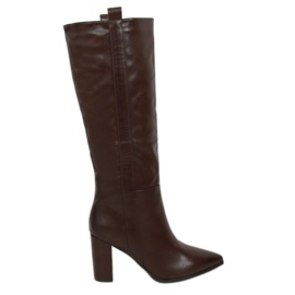 Brown boots on a stable heel RB49P Brown Brown boots on a stable heel RB49P Brown