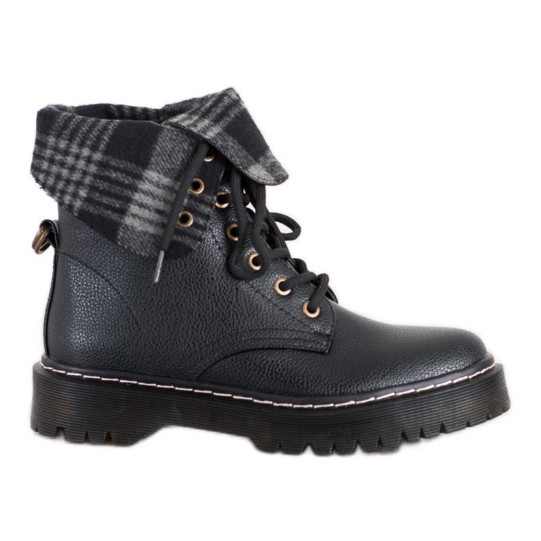 Weide Workers With A Roll Up Shoe black