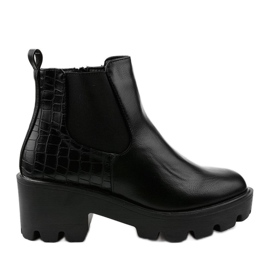 Black flat boots in eco-leather Established Black flat boots in eco-leather Established