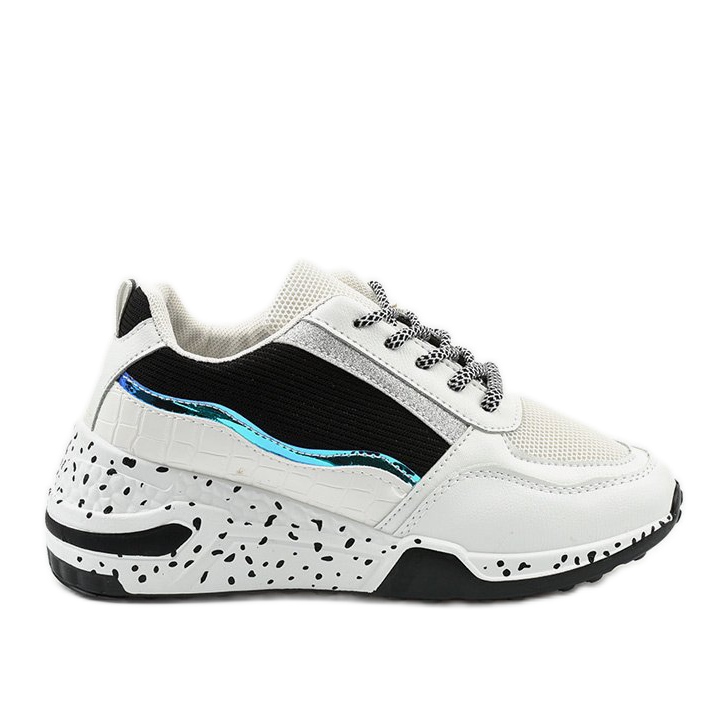 White sports sneakers with black inserts C-3151