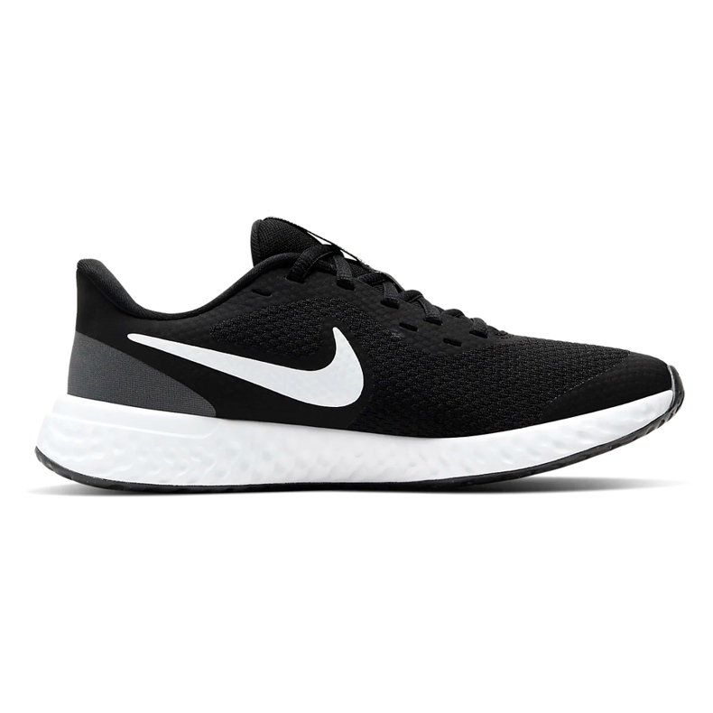 Nike Revolution 5 running shoes black and white BQ5671 003 Nike Revolution 5 running shoes black and white BQ5671 003