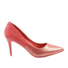 Pumps on a pin pink