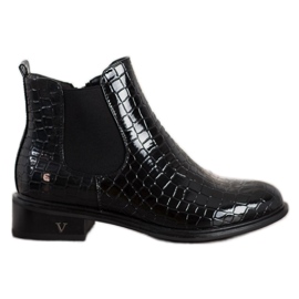 Filippo Lacquered Chelsea Boots black