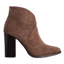 Filippo Stylish Booties On A Bar brown