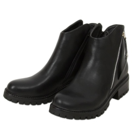 Black boots on the protector K-9996-2 Black