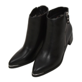 Boots almond black toe caps 88168 Black