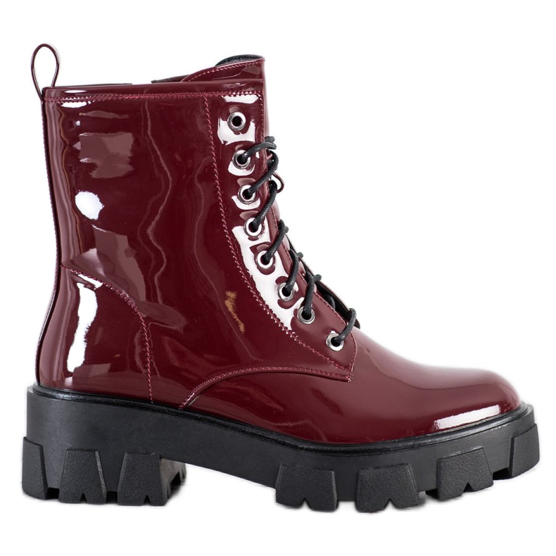 Goodin Lacquered Workers